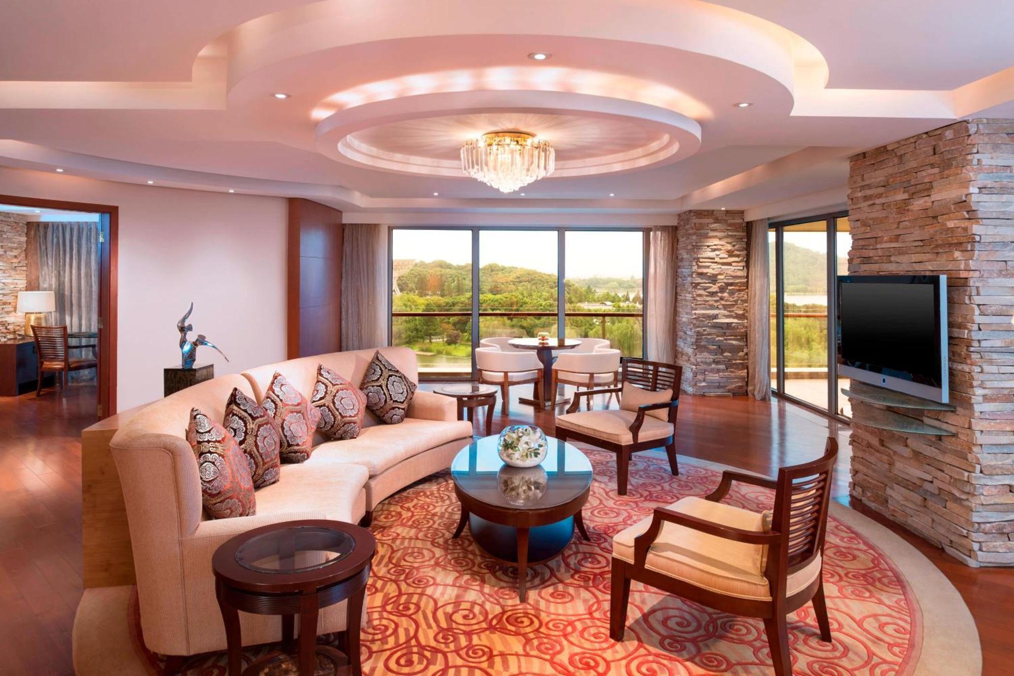 เดอะ ยูลุกซ์ เซอซาน เซี่ยงไฮ้ อะ ทรีบิวต์ พอร์ตโฟลิโอ โฮเต็ล Hotel Songjiang ภายนอก รูปภาพ