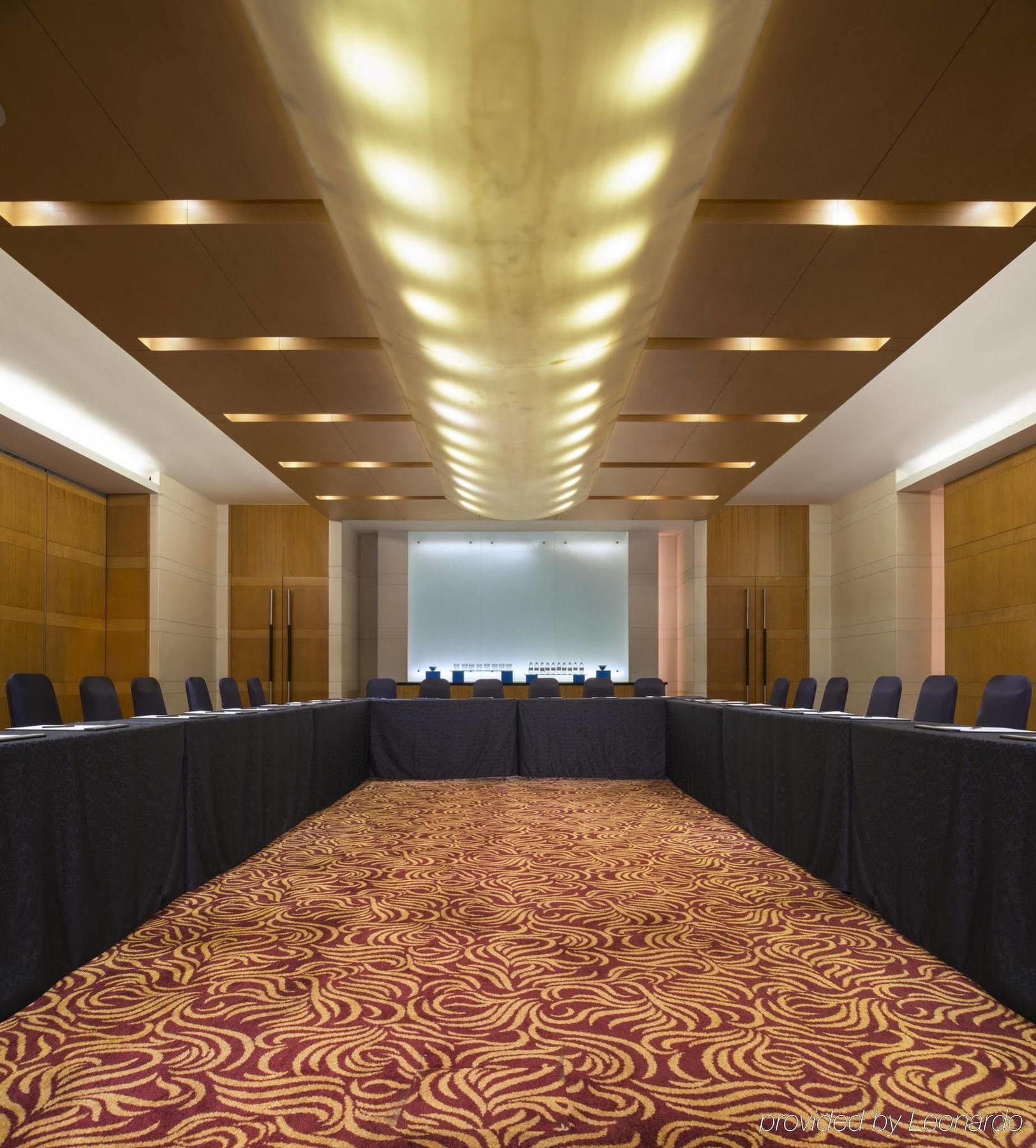 เดอะ ยูลุกซ์ เซอซาน เซี่ยงไฮ้ อะ ทรีบิวต์ พอร์ตโฟลิโอ โฮเต็ล Hotel Songjiang ภายนอก รูปภาพ
